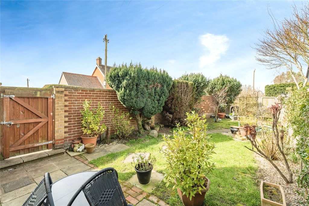 Property photo 3 of 17 Picture No. 14