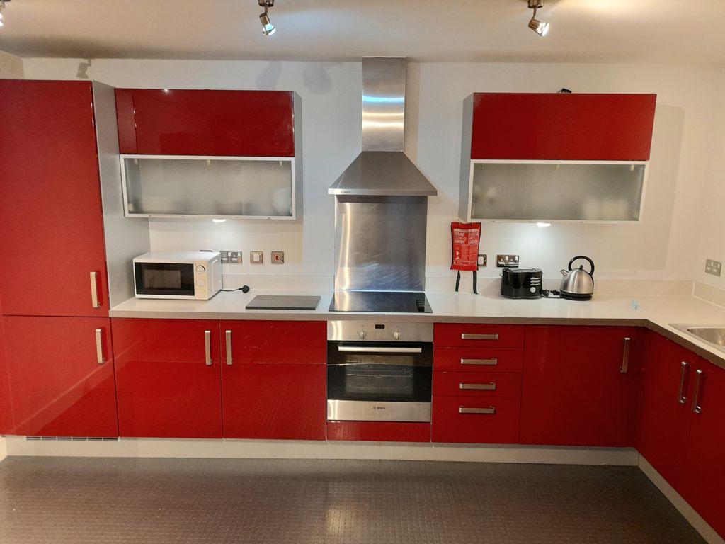Property photo 3 of 11