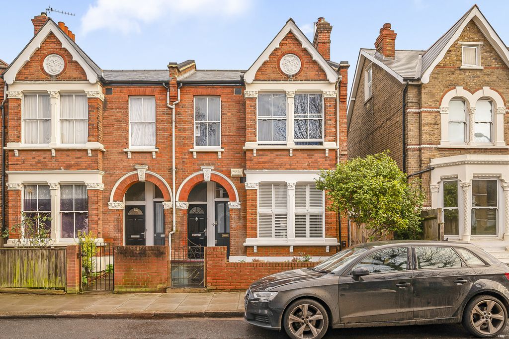 Property photo 1 of 10