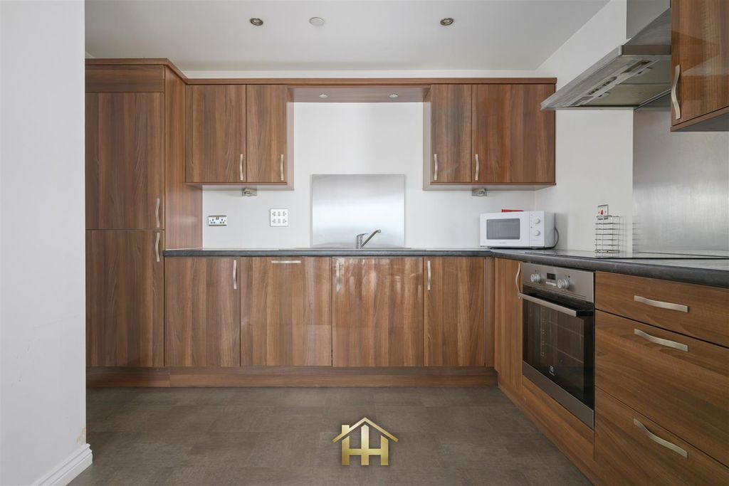 Additional image 9 of 2 bed flat for saleGourlay Yard, Dundee DD1