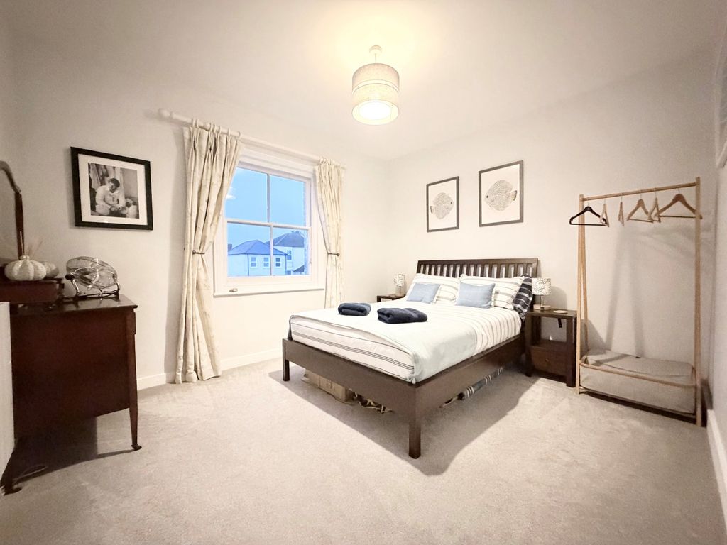 Additional image 6 of 3 bed flat to rentSouth Terrace, Littlehampton, West Sussex BN17
