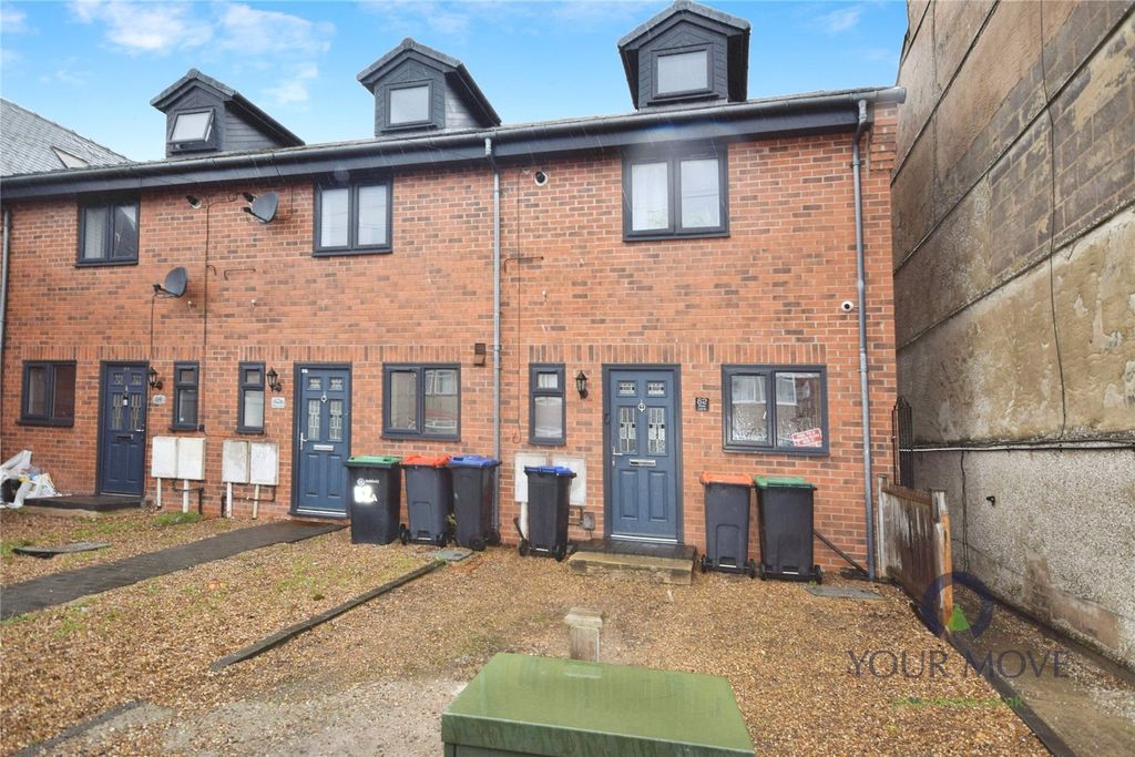 Property photo 1 of 13 Front