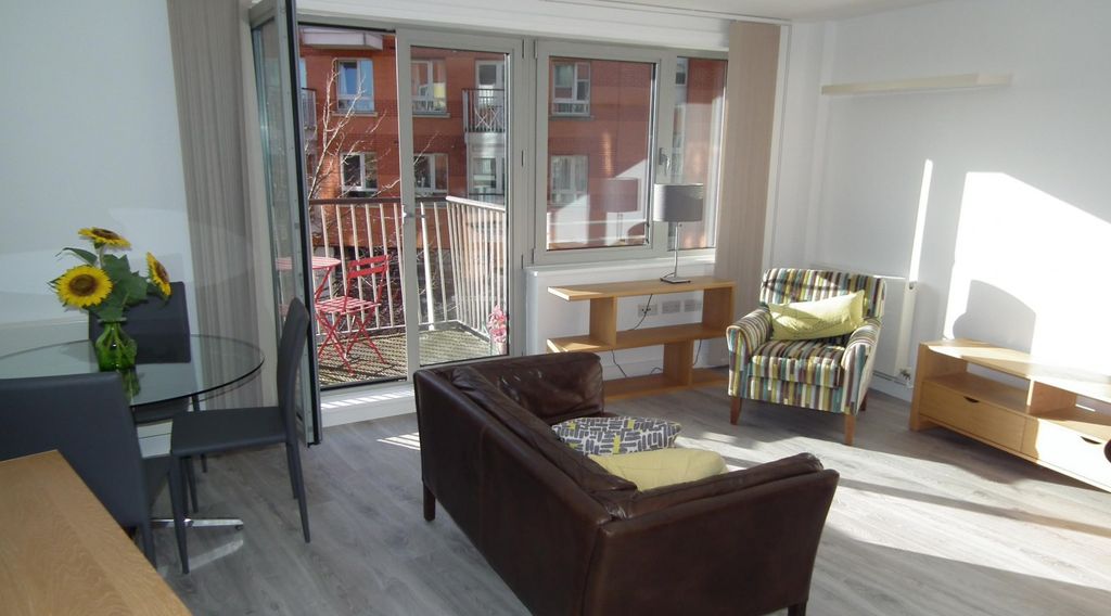 Property photo 2 of 12 Reception