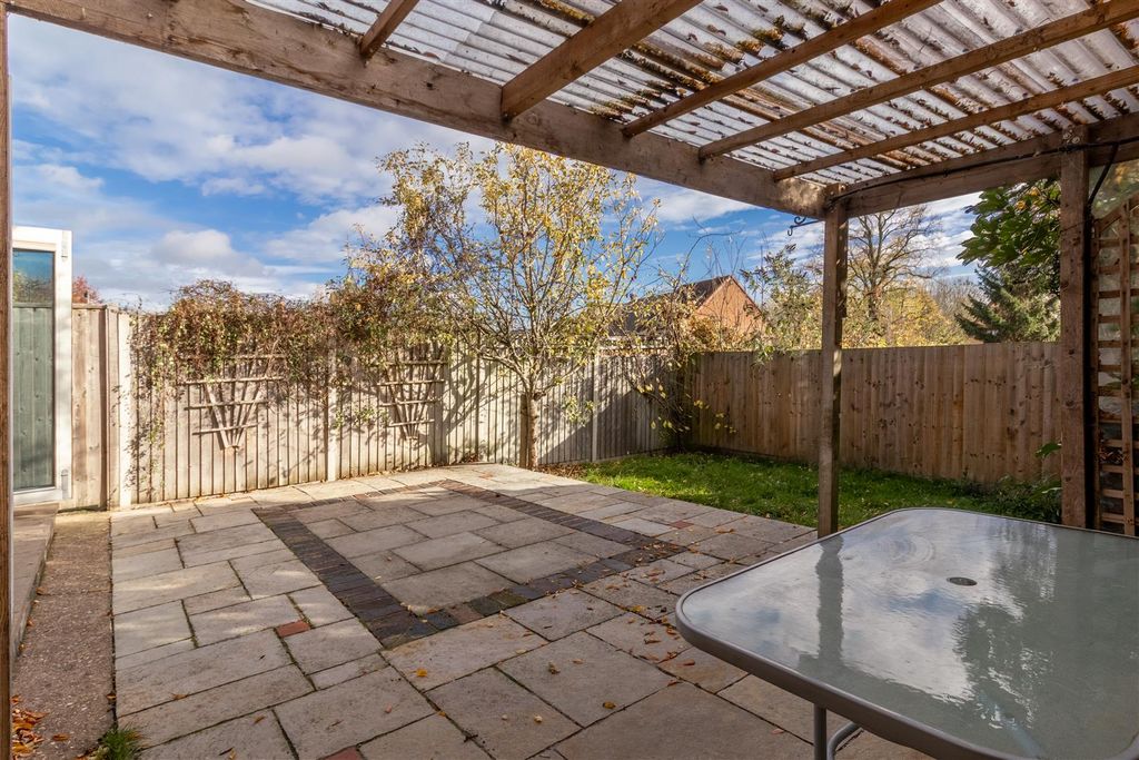 Property photo 2 of 35