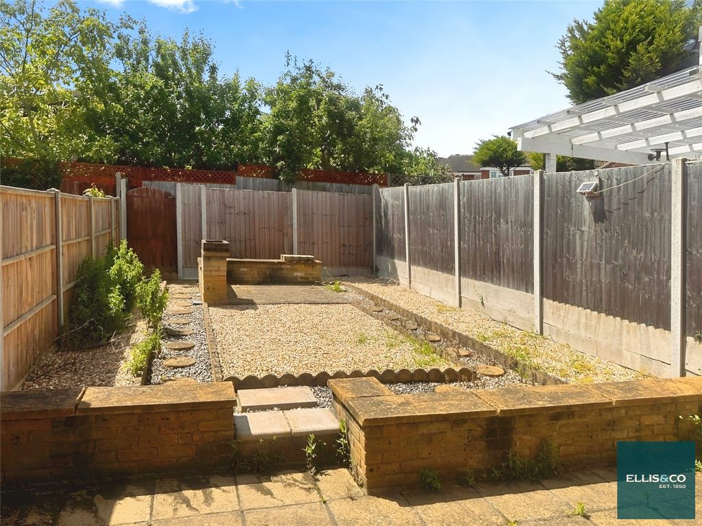 Property photo 3 of 10 Picture No. 14