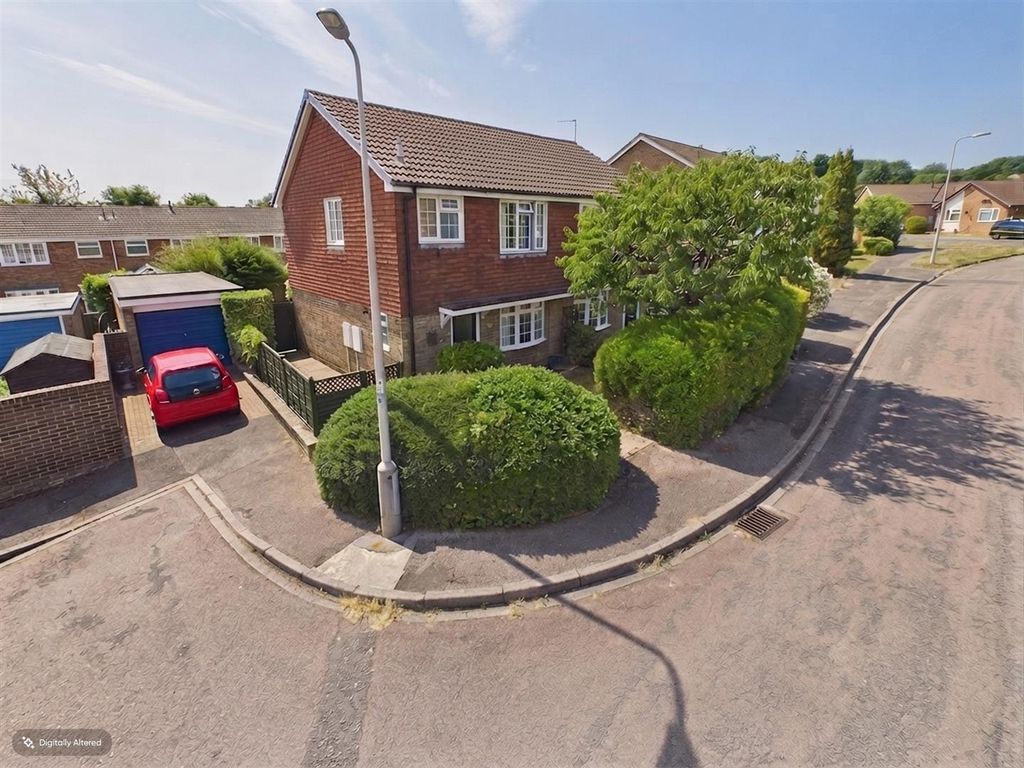Property photo 1 of 10 Cam05510G0-Pr0263-Still010-001.Jpg