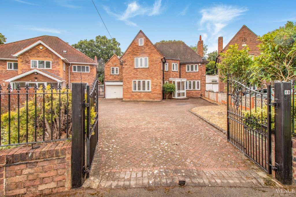 Property photo 3 of 37 4299096