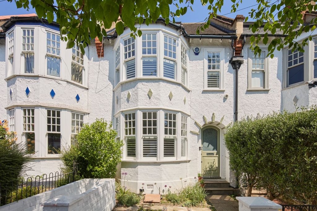 Property photo 1 of 27 4211990