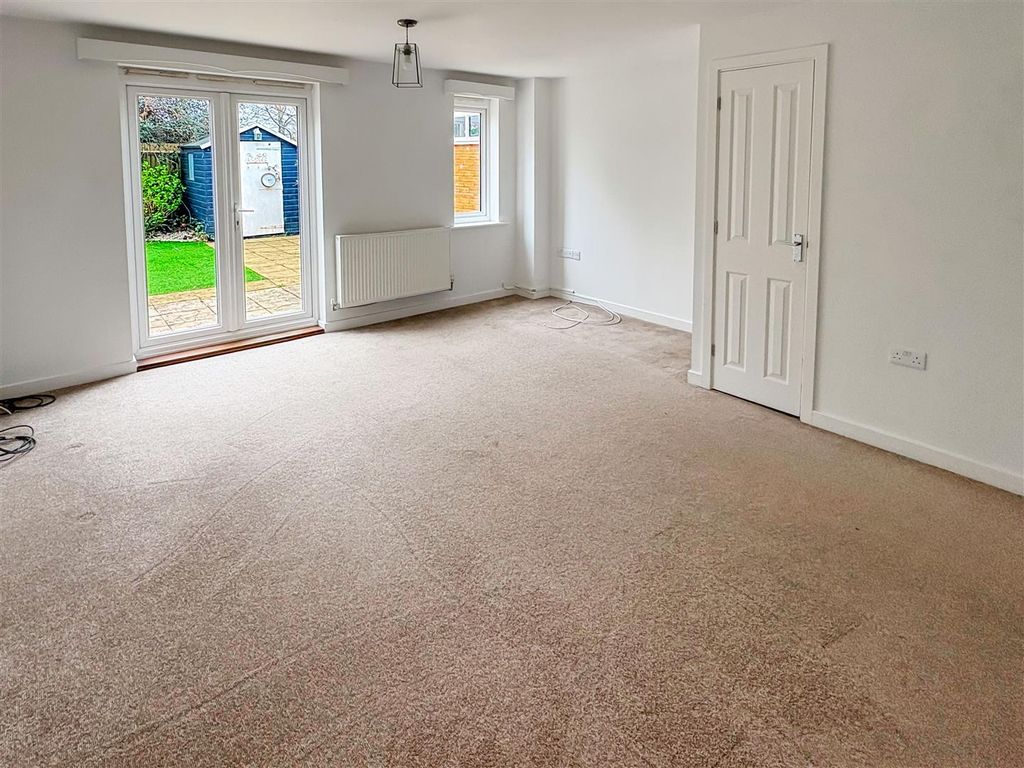 Property photo 3 of 16 Image00024.Jpg