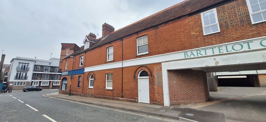 Property photo 3 of 11 Photo 4