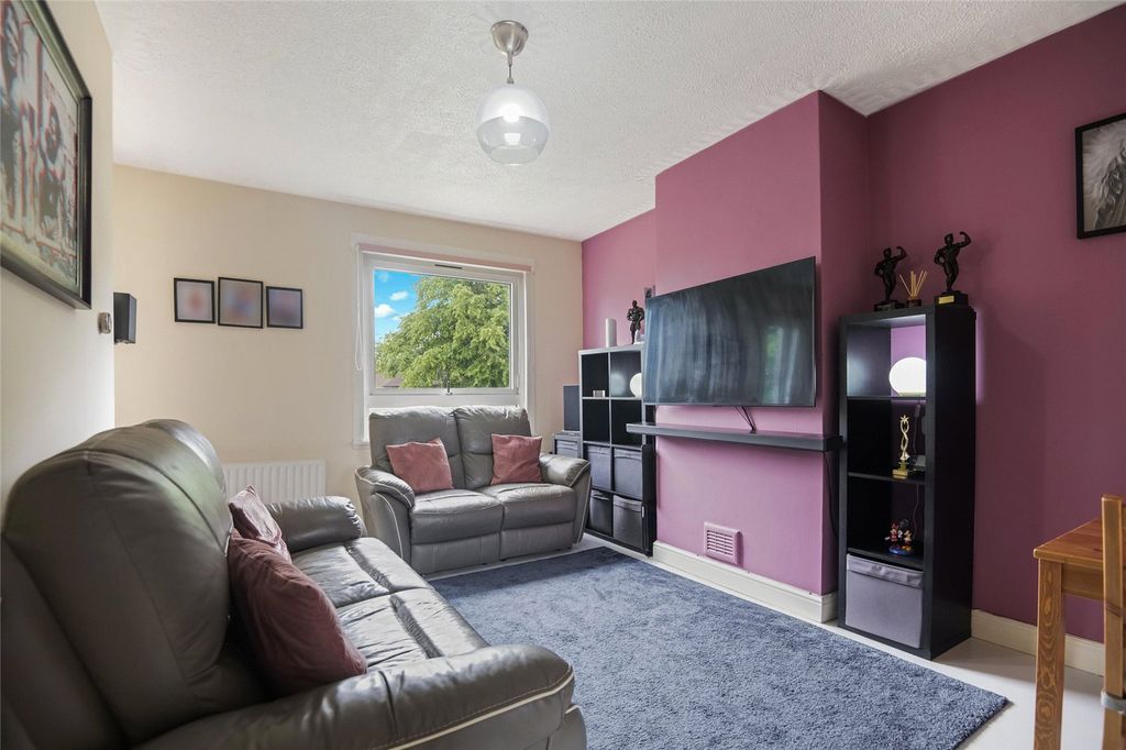 Property photo 2 of 16 Picture No. 05
