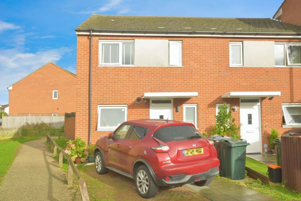 Property photo 1 of 15 Front