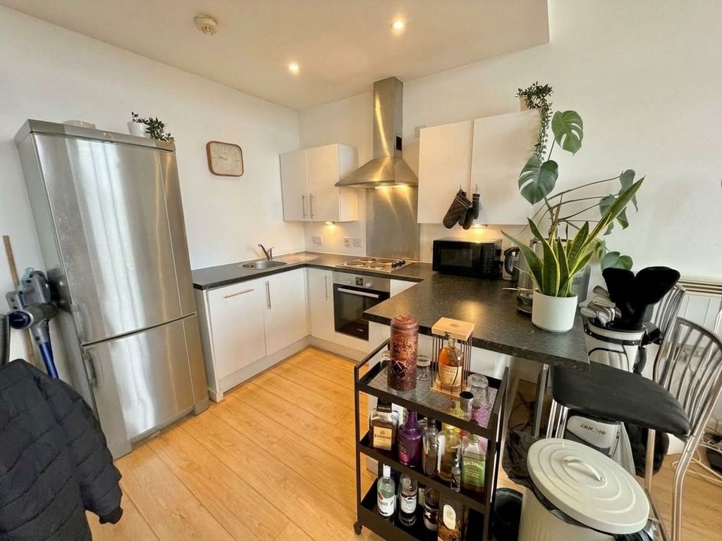 Property photo 2 of 7
