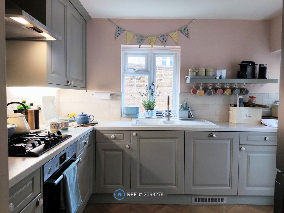 Property photo 3 of 27