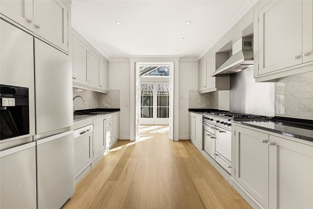 Property photo 2 of 14 Picture No. 45