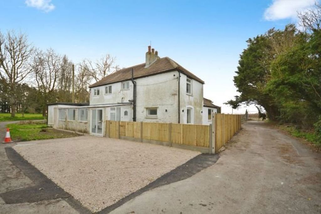 Property photo 1 of 26