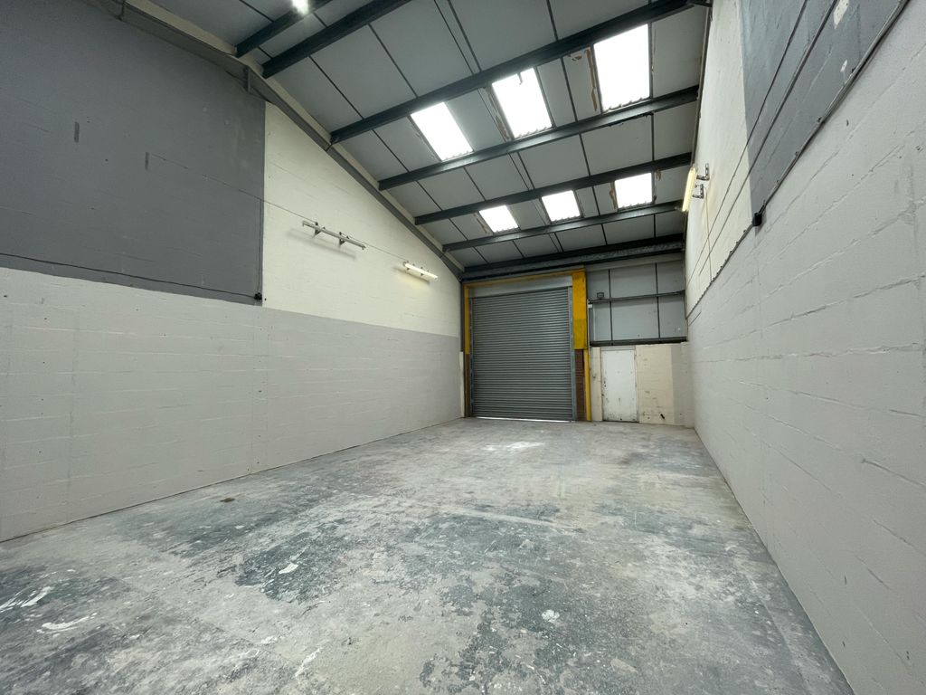 Property photo 3 of 7 Img_2012.Jpg