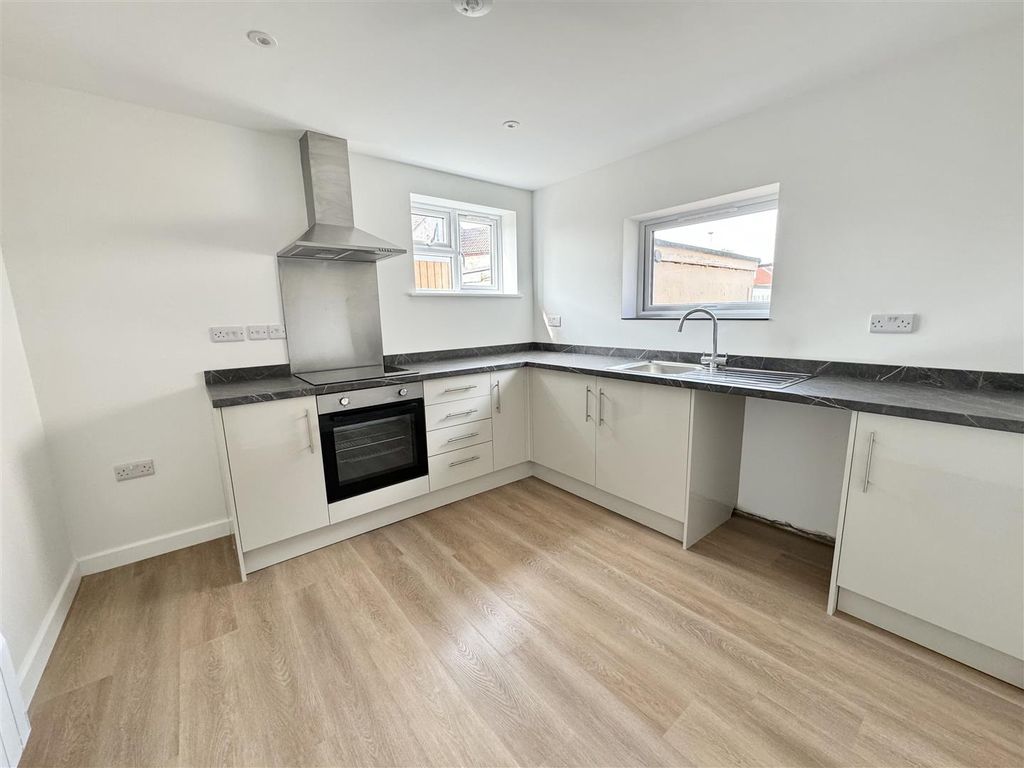 Property photo 2 of 7 Img_2739.Jpg