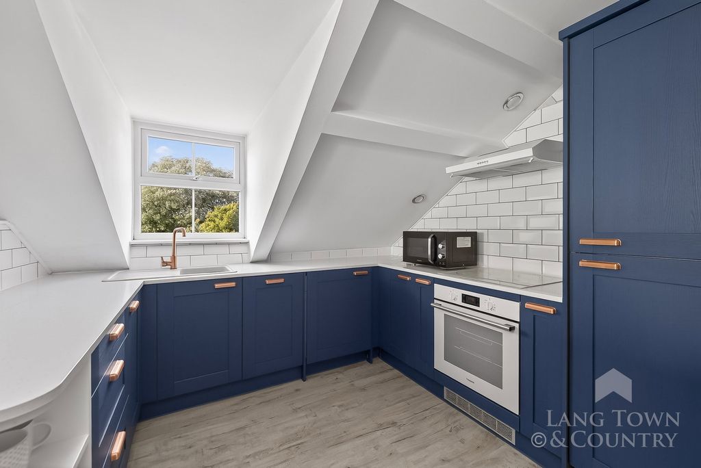 Additional image 5 of 3 bed flat for saleMolesworth Road, Stoke, Plymouth PL3