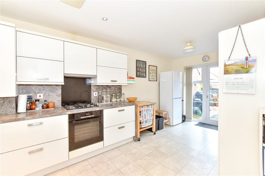 Property photo 3 of 10 Kitchen/Diner