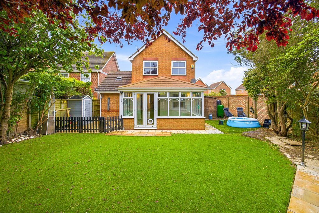 Property photo 2 of 25