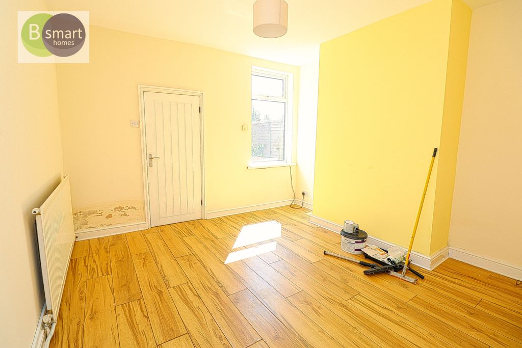 Property photo 3 of 10 Img_3000