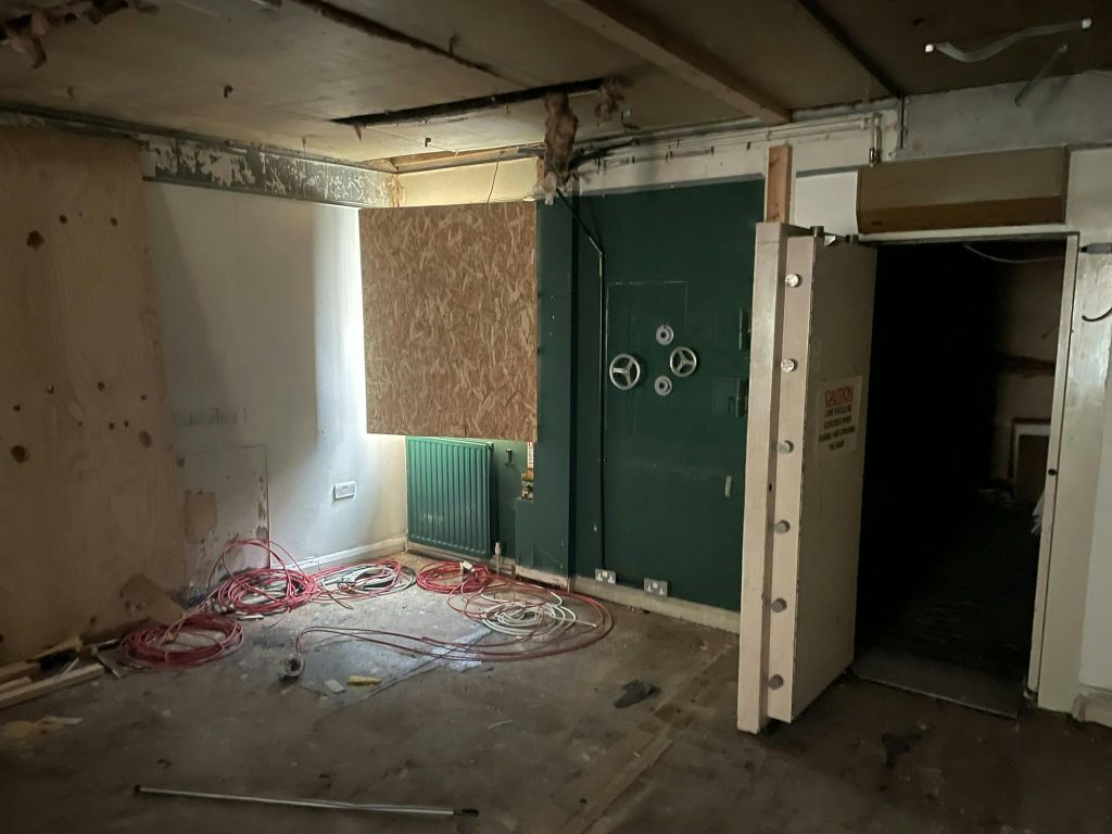 Property photo 3 of 8 Img_3165.Jpeg