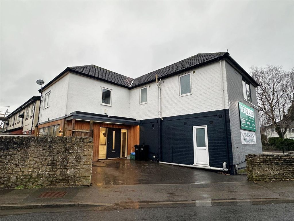 Property photo 1 of 12 Front.Jpg