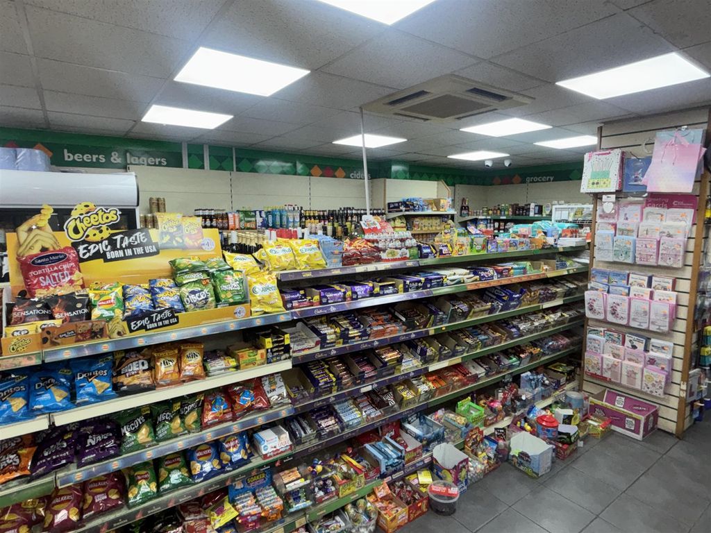 Property photo 3 of 6 Photo 2