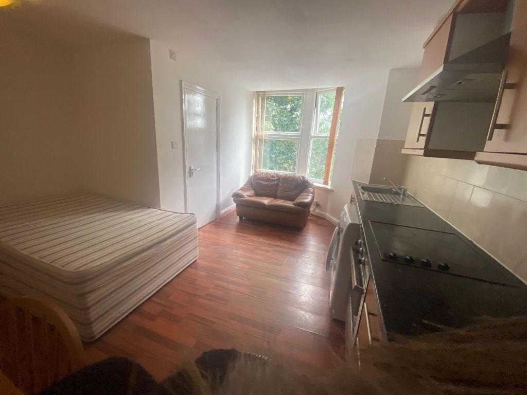 Property photo 3 of 5