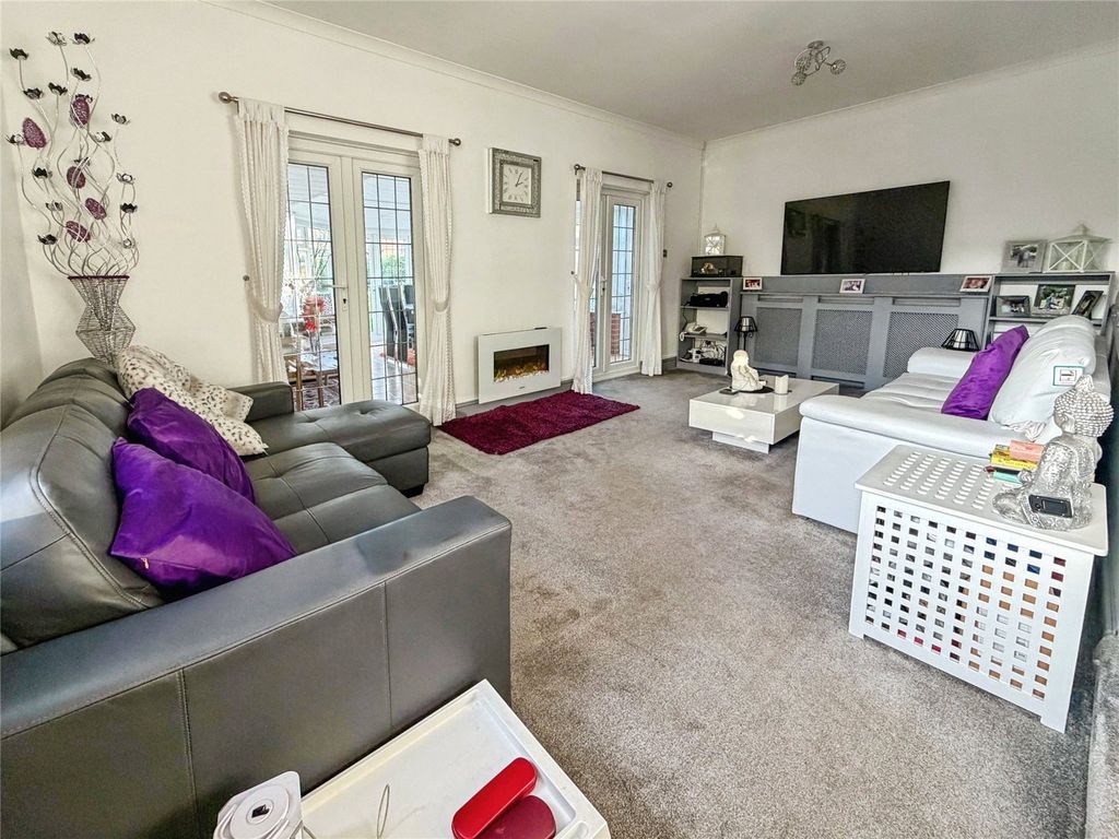 Property photo 2 of 15 Picture No. 01