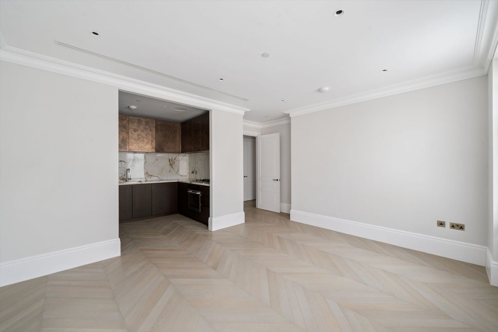 Property photo 1 of 10 Image