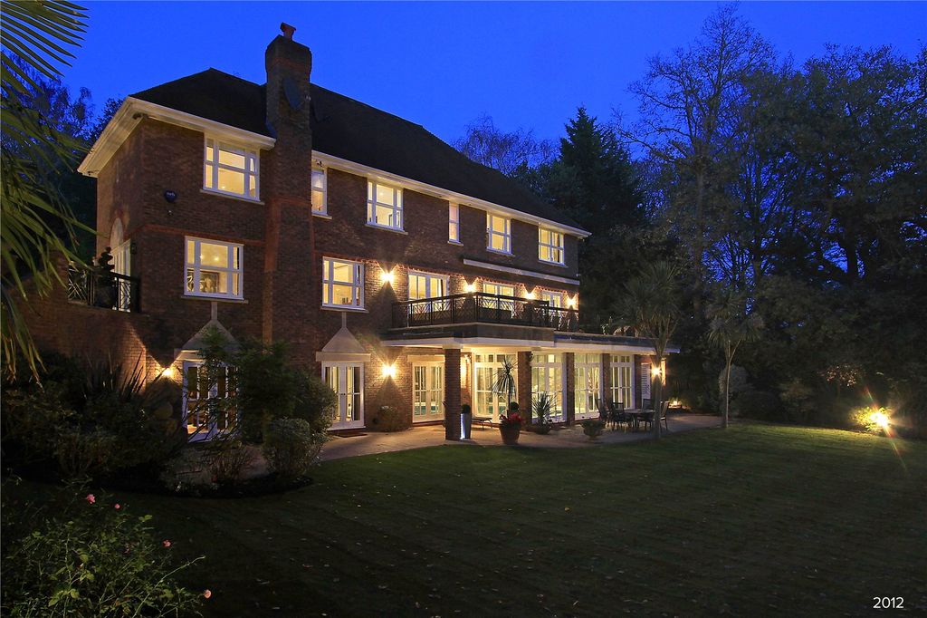 Property photo 1 of 24 Dusk Rear