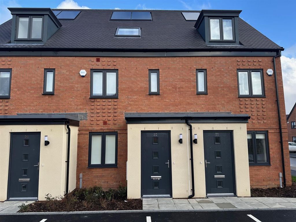 Property photo 1 of 6 32 Lapwing.Jpg