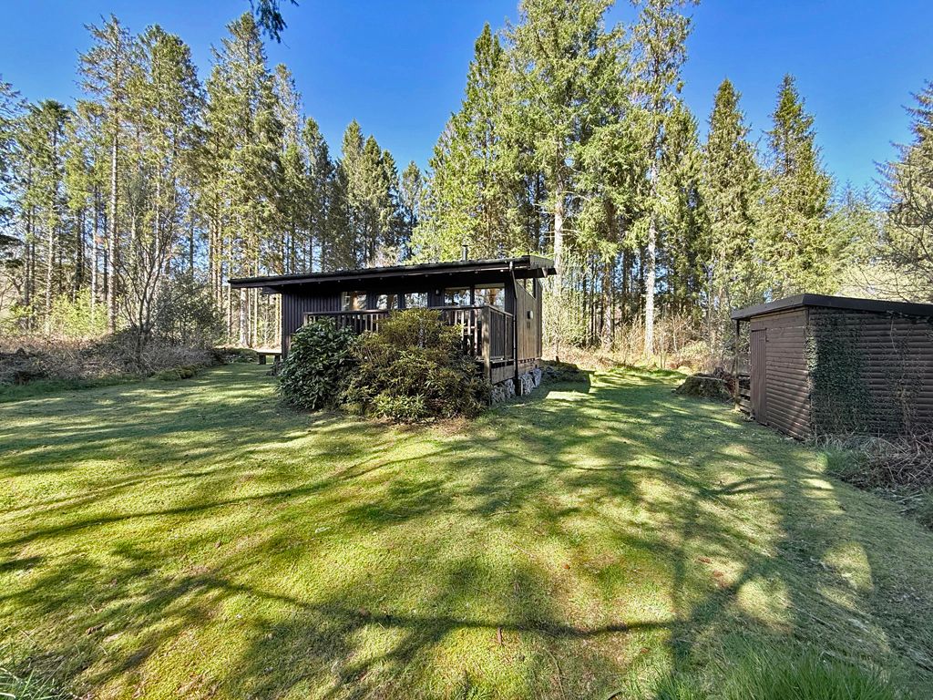 Property photo 1 of 32
