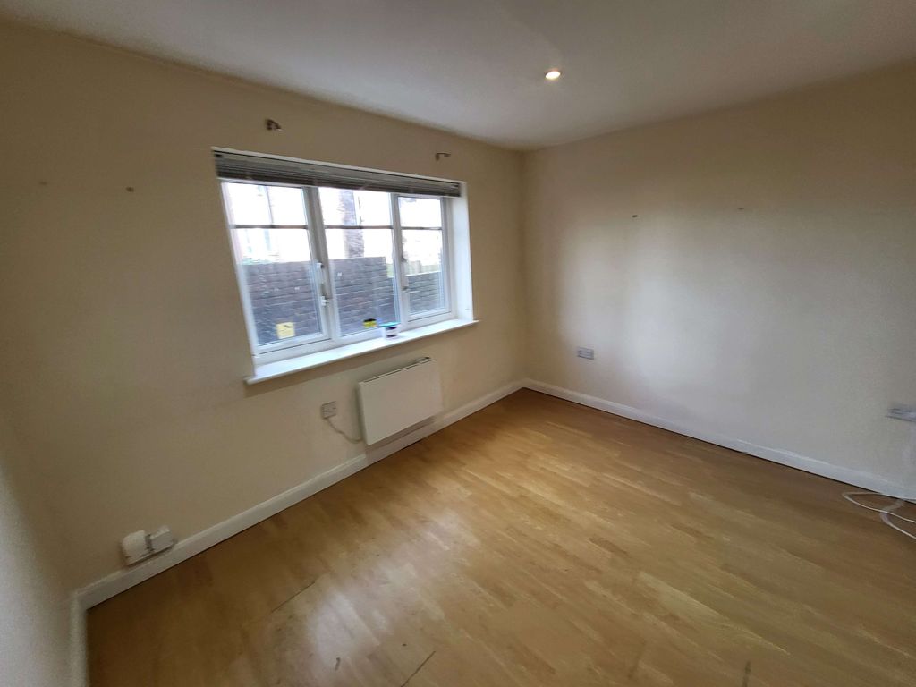 Property photo 3 of 14 Gallery