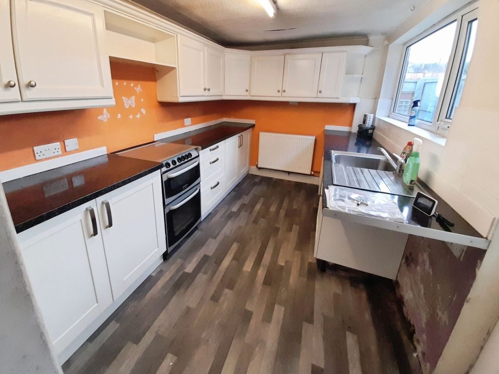 Property photo 3 of 13 Pbox-Img.Jpg