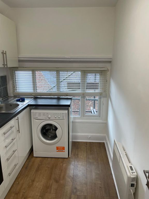 Property photo 2 of 8