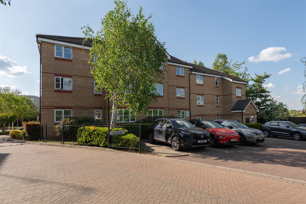 Property photo 1 of 10 Coltswood 10.Jpg
