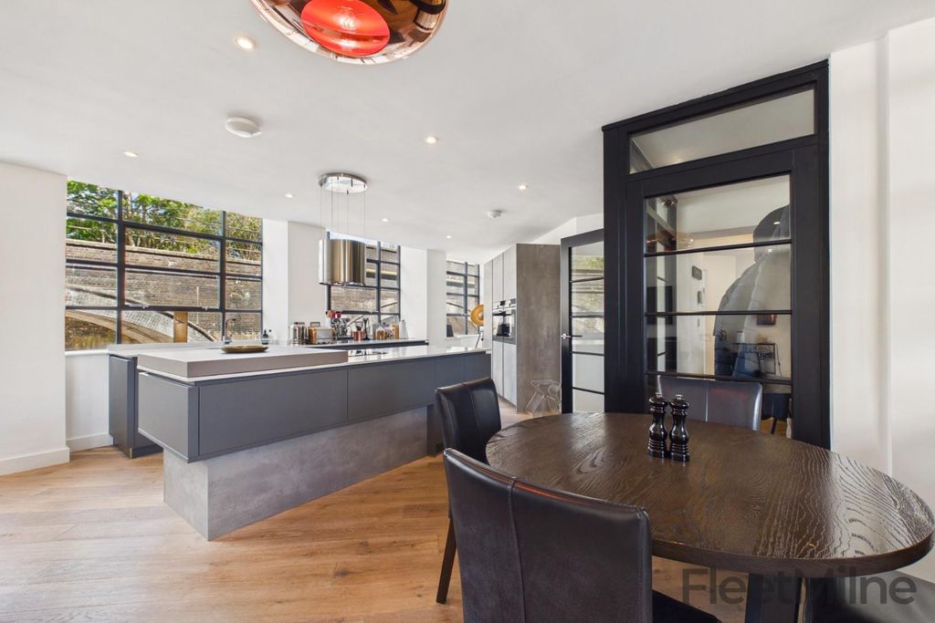 Additional image 12 of 3 bed flat for saleQueensway House, 57 Livery Street B3