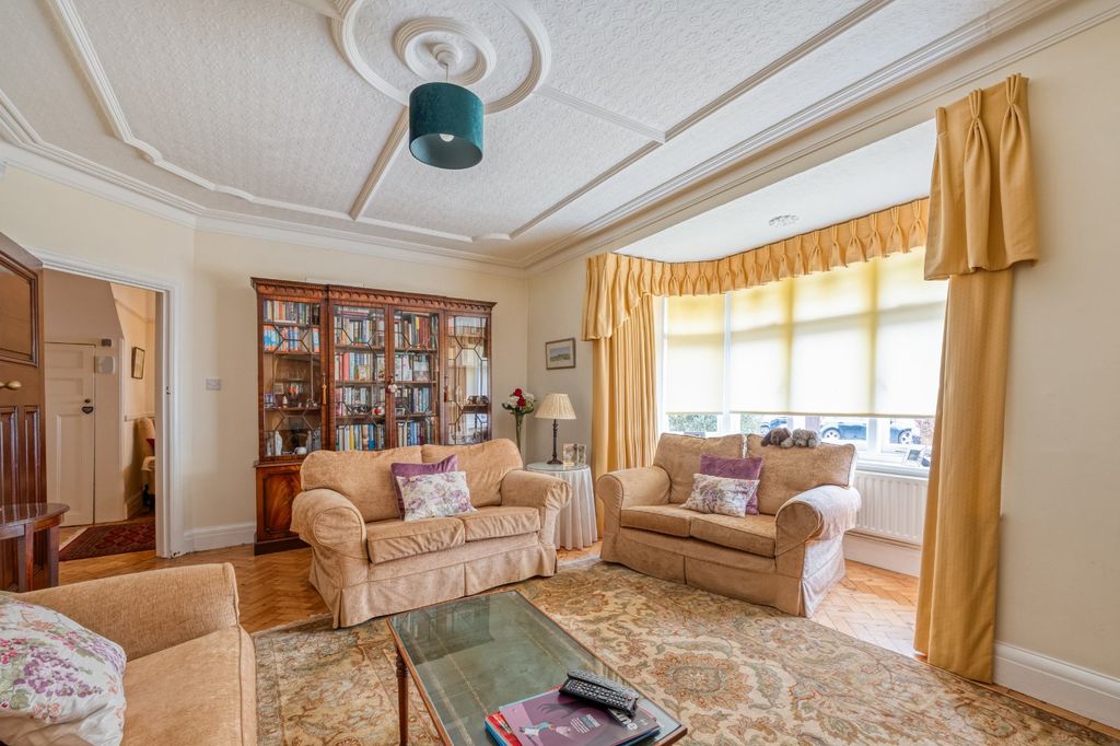 Property photo 3 of 22 Picture No. 07