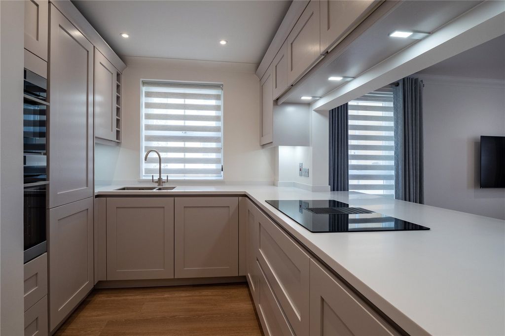 Property photo 3 of 15 Kitchen