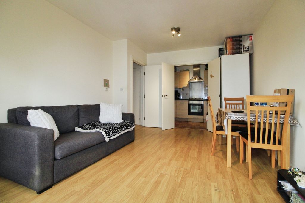 Property photo 3 of 13 Gallery