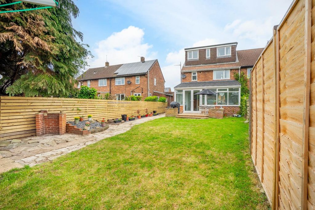 Property photo 1 of 17 Rear Garden