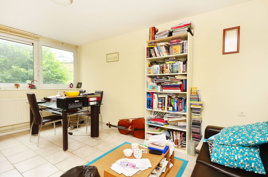 Property photo 1 of 5