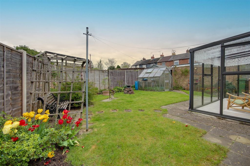 Property photo 2 of 14 Outside