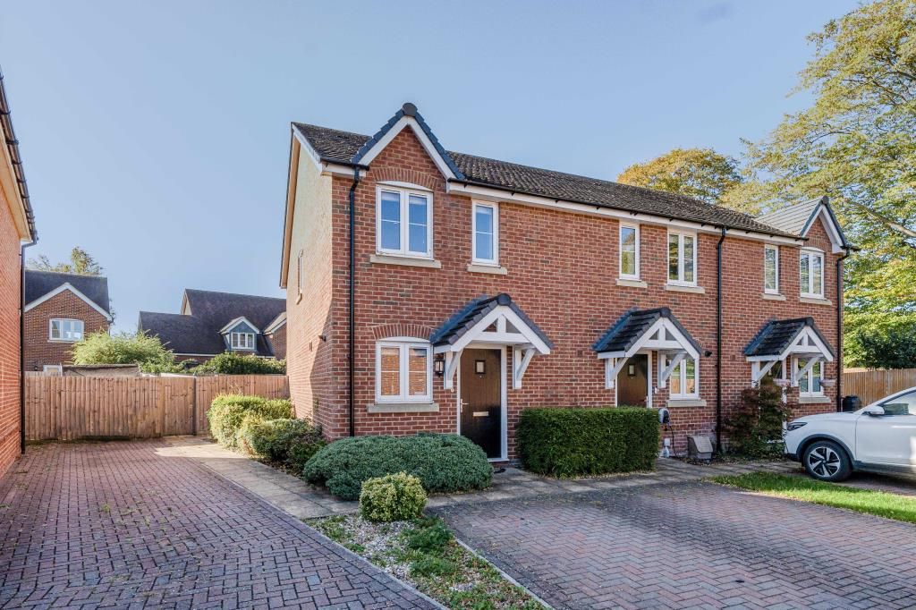 Property photo 1 of 15 External View