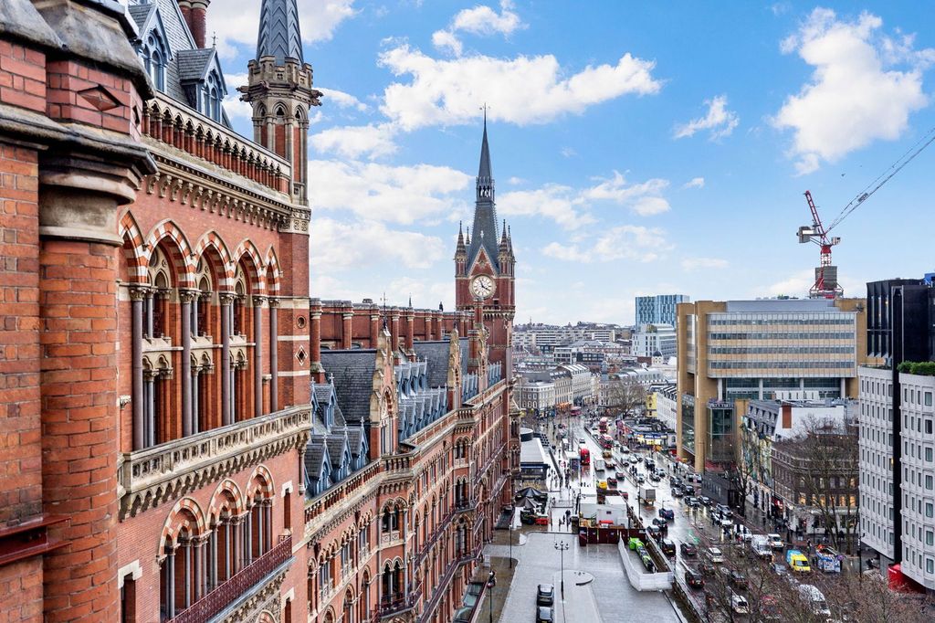 Property photo 1 of 29