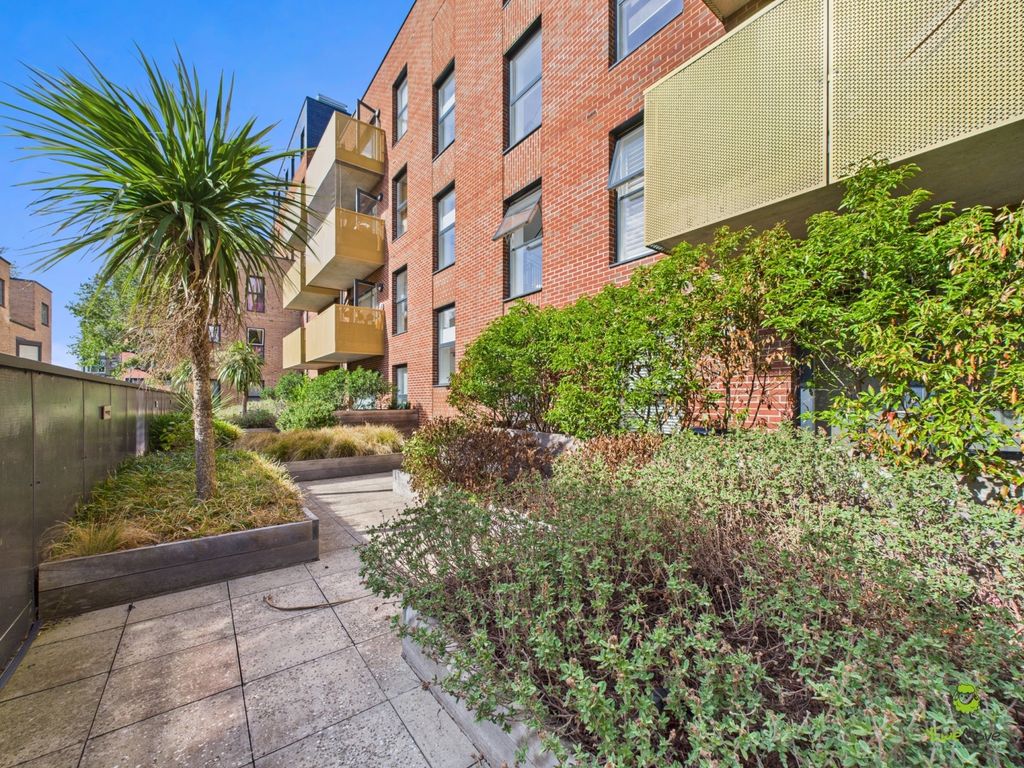 Property photo 3 of 13 Presented By Kevin At Ewemove Bexleyheath And Dart