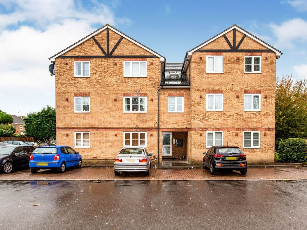 Property photo 1 of 8